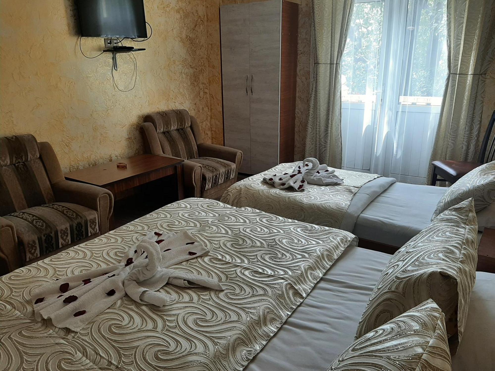 Tokaplus باتومي المظهر الخارجي الصورة